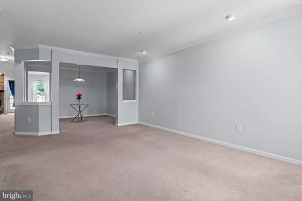 New Hope, PA 18938,302 WESTON LN #23