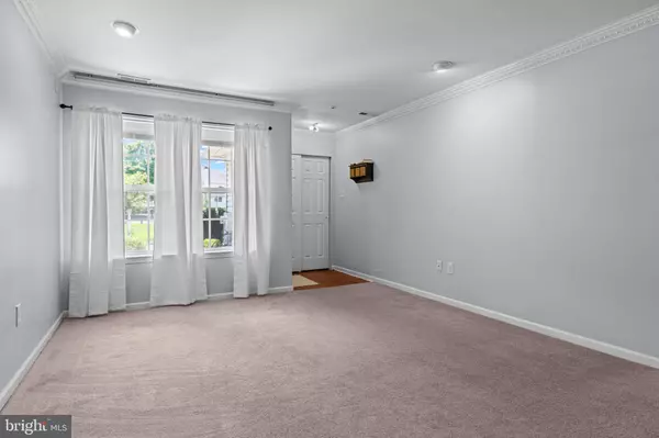 New Hope, PA 18938,302 WESTON LN #23