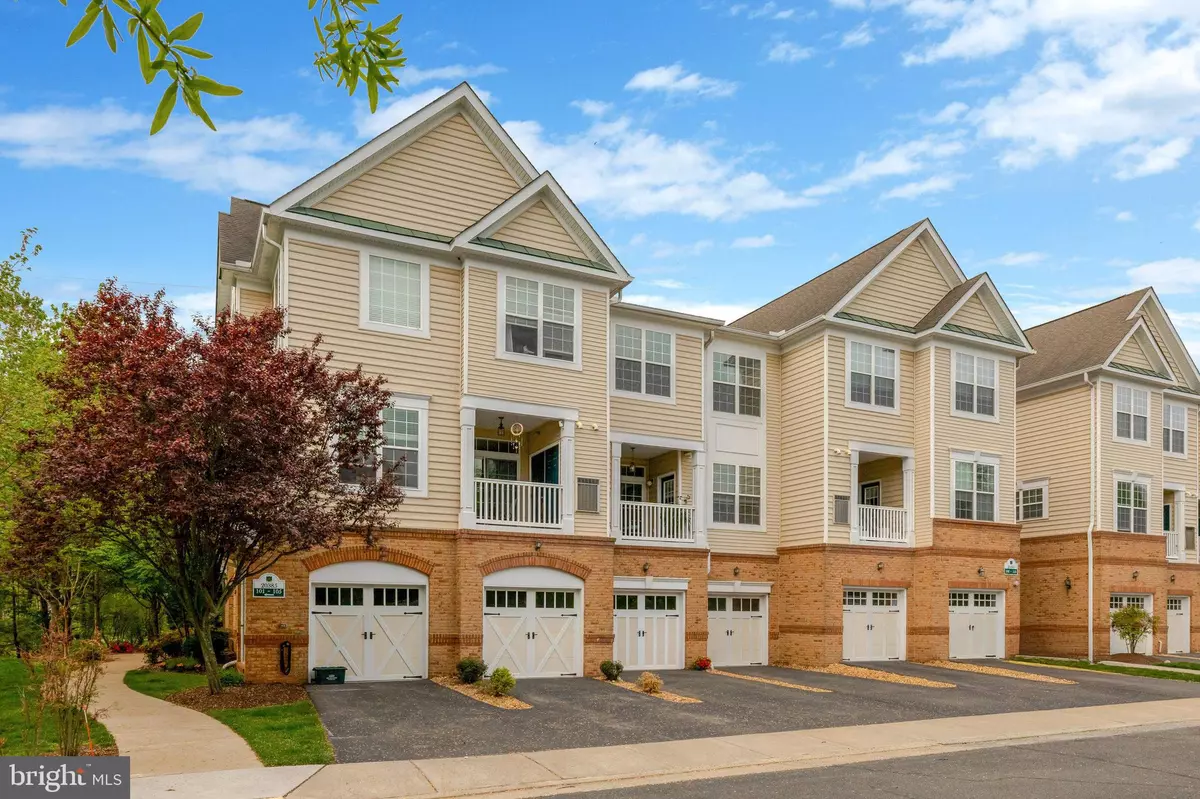 Ashburn, VA 20147,20385 BELMONT PARK TER #102