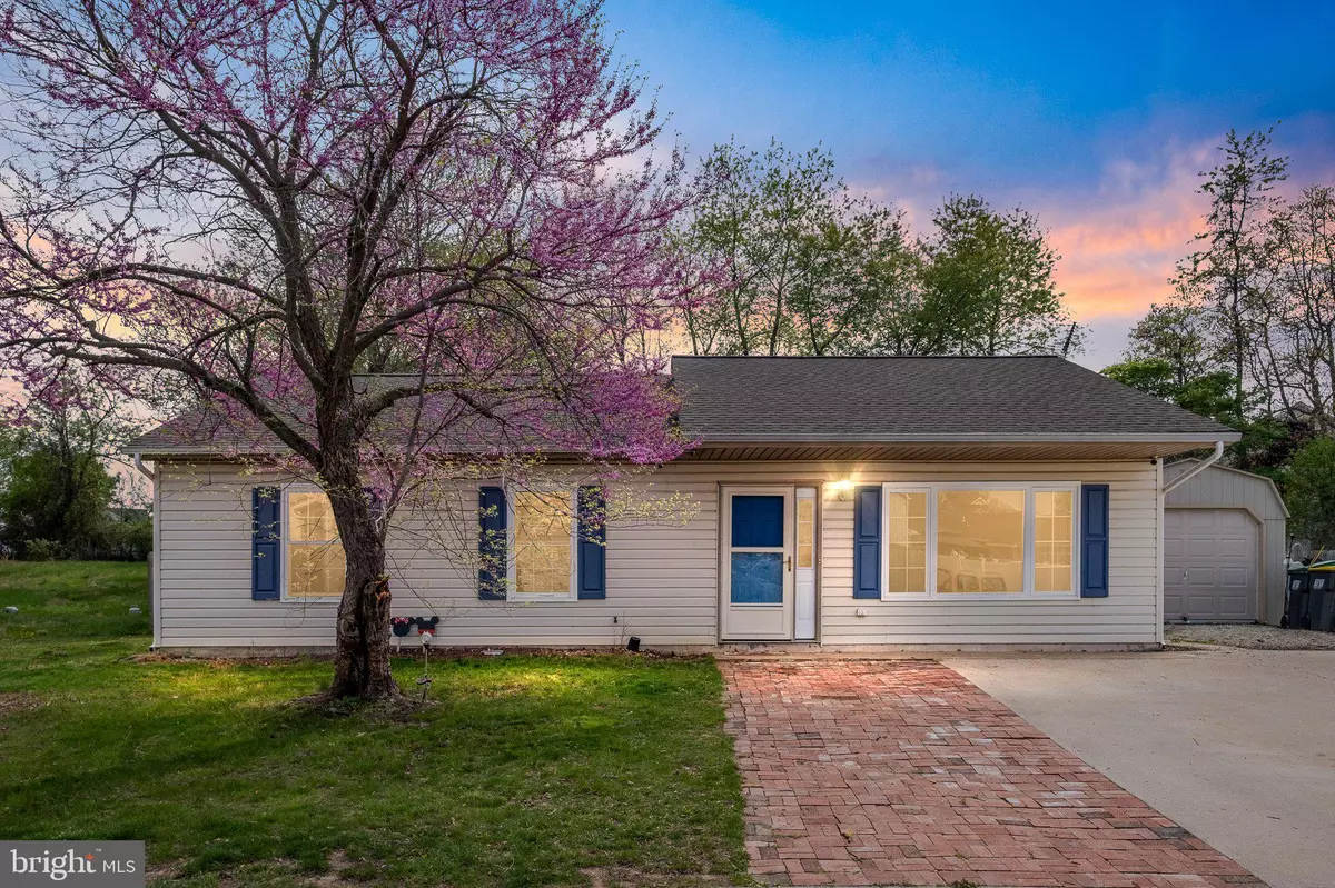 Newark, DE 19702,9 HONEYSUCKLE DR