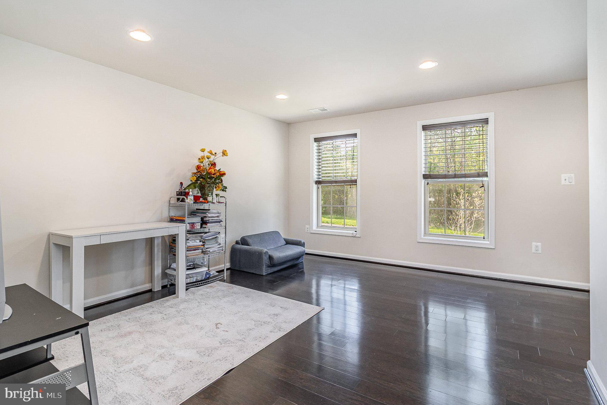 Haymarket, VA 20169,15993 MARSH PL