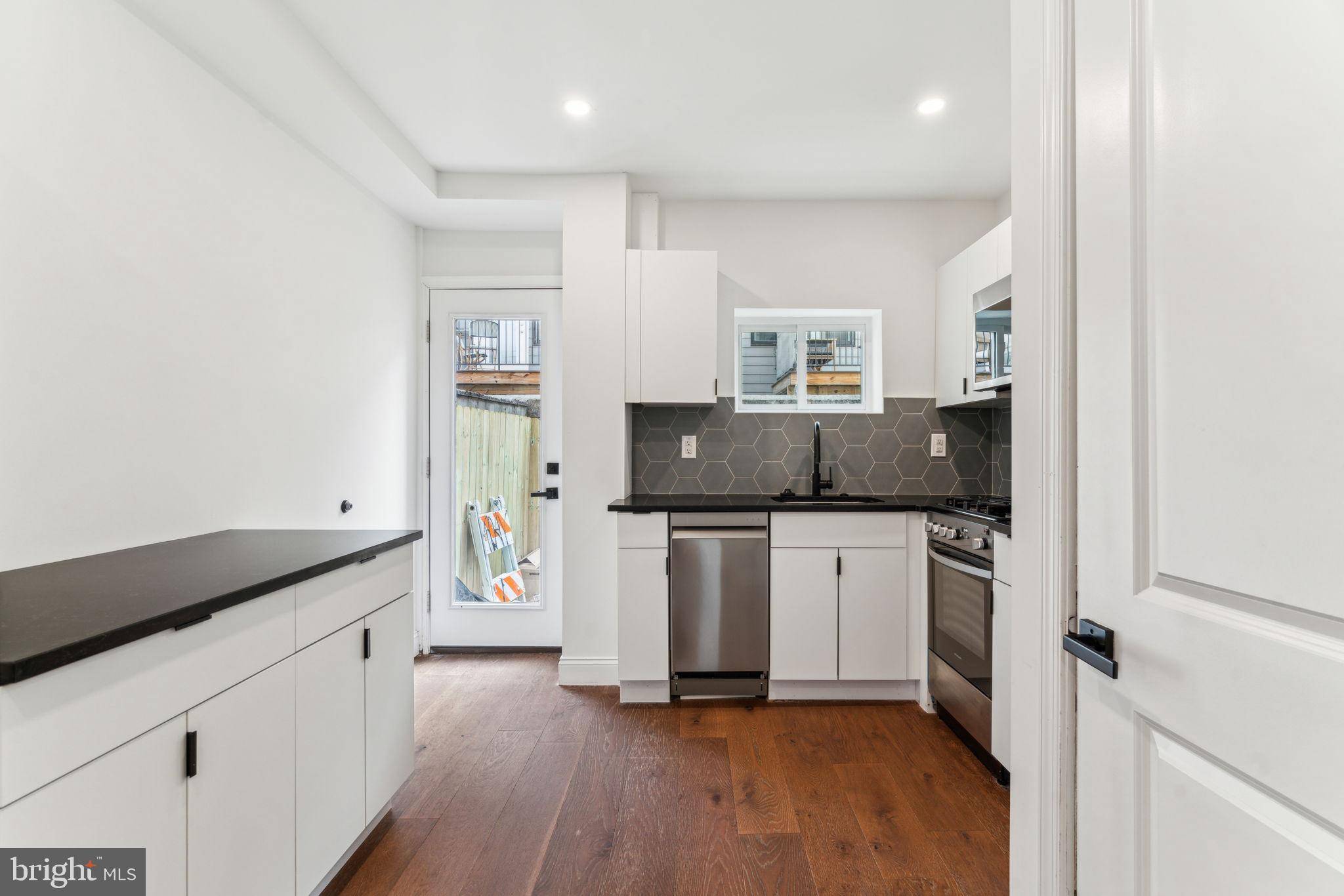 Philadelphia, PA 19147,749 S MILDRED ST