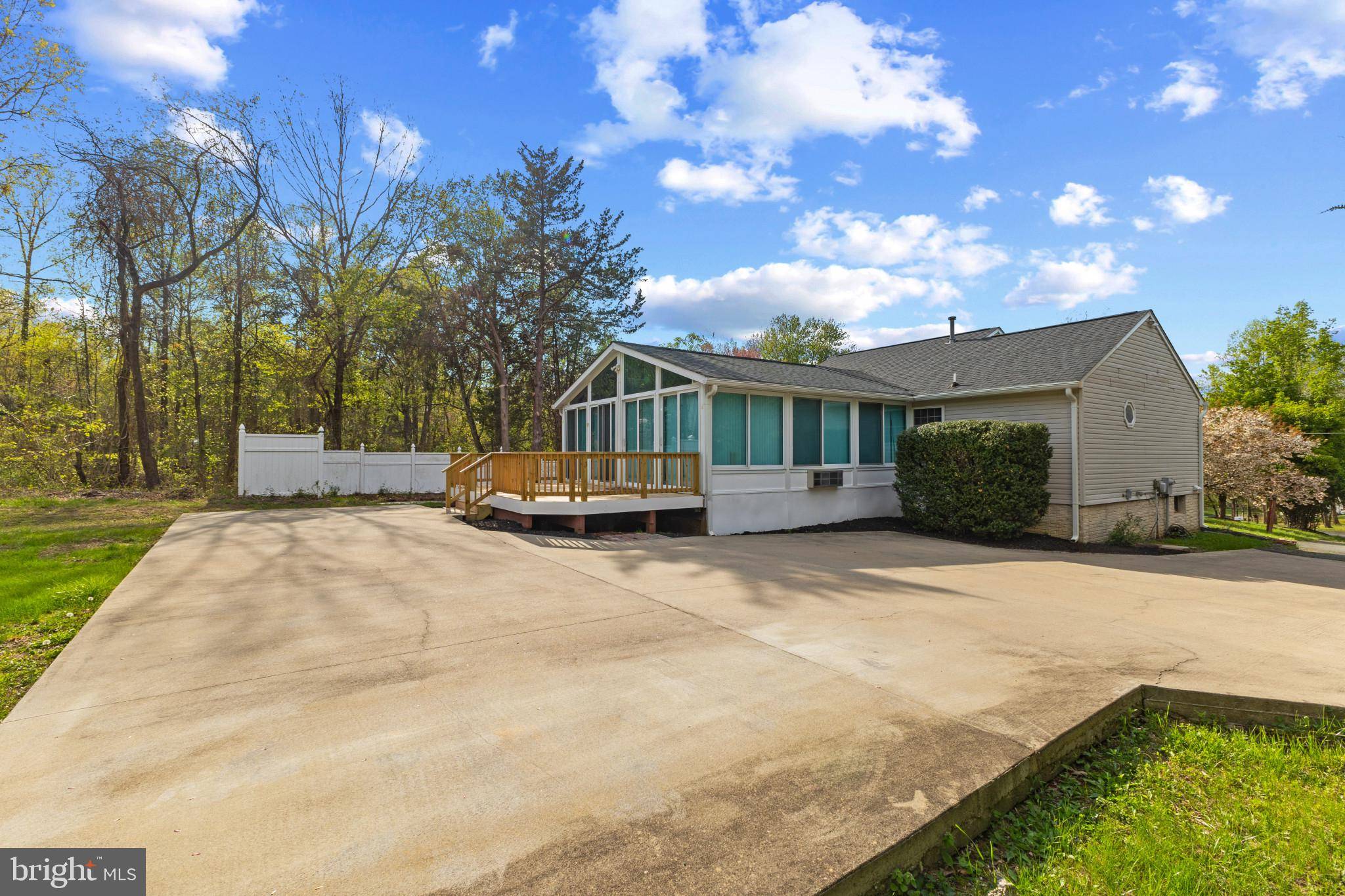 Stafford, VA 22554,517 DECATUR RD