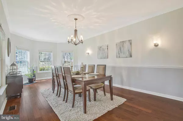 Street, MD 21154,121 HOLY CROSS RD