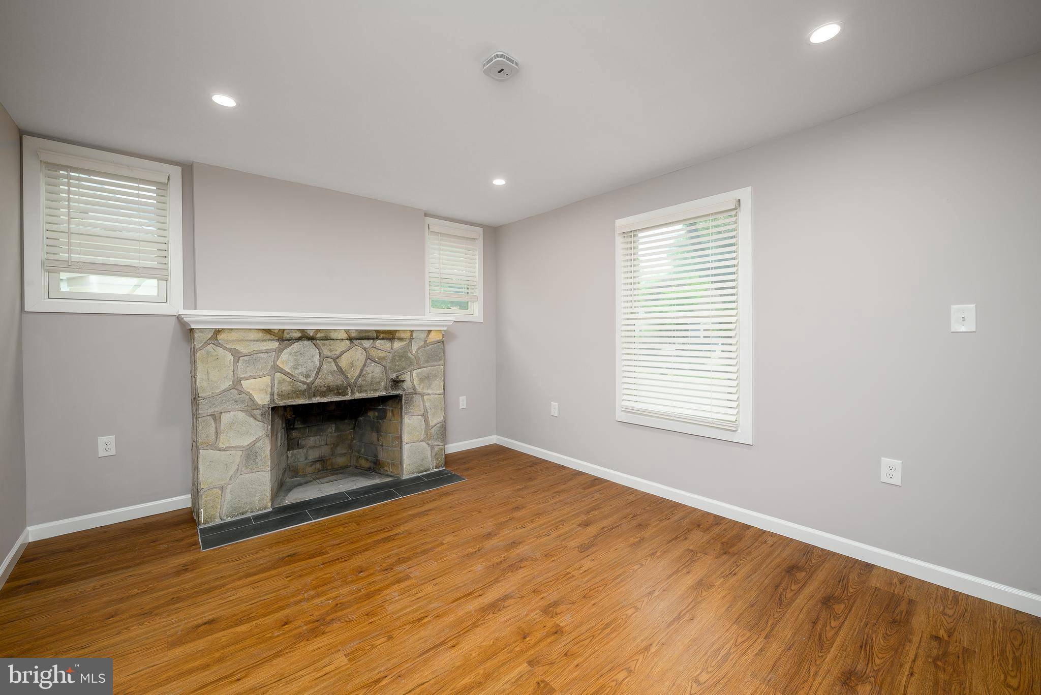 Hamilton, NJ 08619,117 BENTLEY AVE