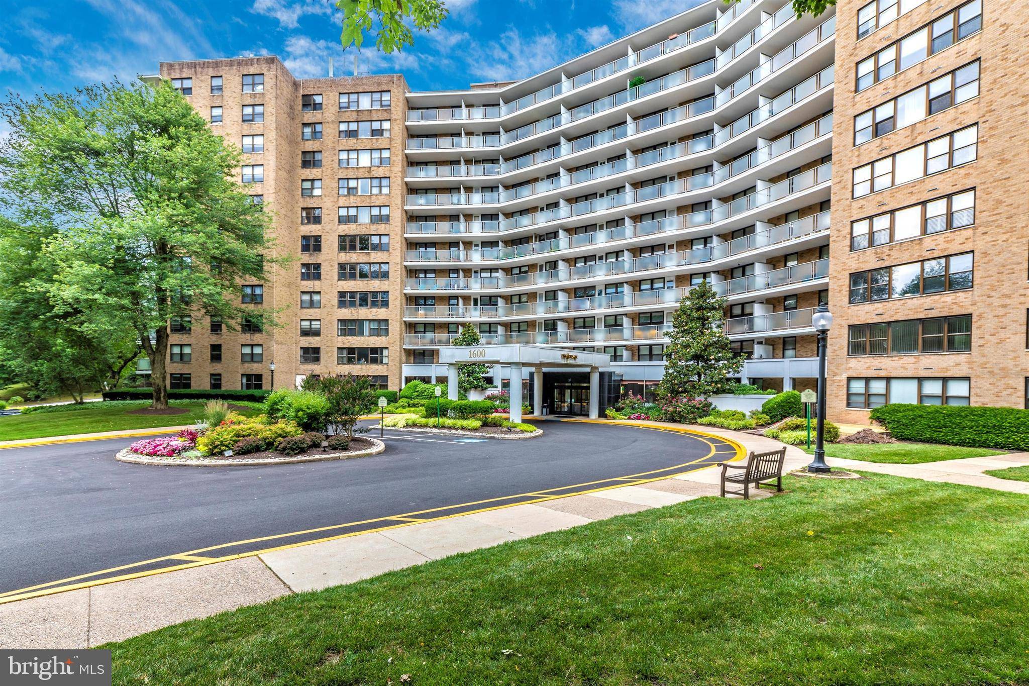 1600 HAGYS FORD RD #3V, Penn Valley, PA 19072