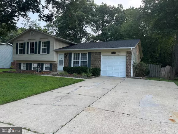 1121 BANNISTER CIR, Waldorf, MD 20602