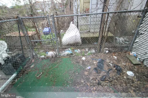 Philadelphia, PA 19140,1754 W PACIFIC ST