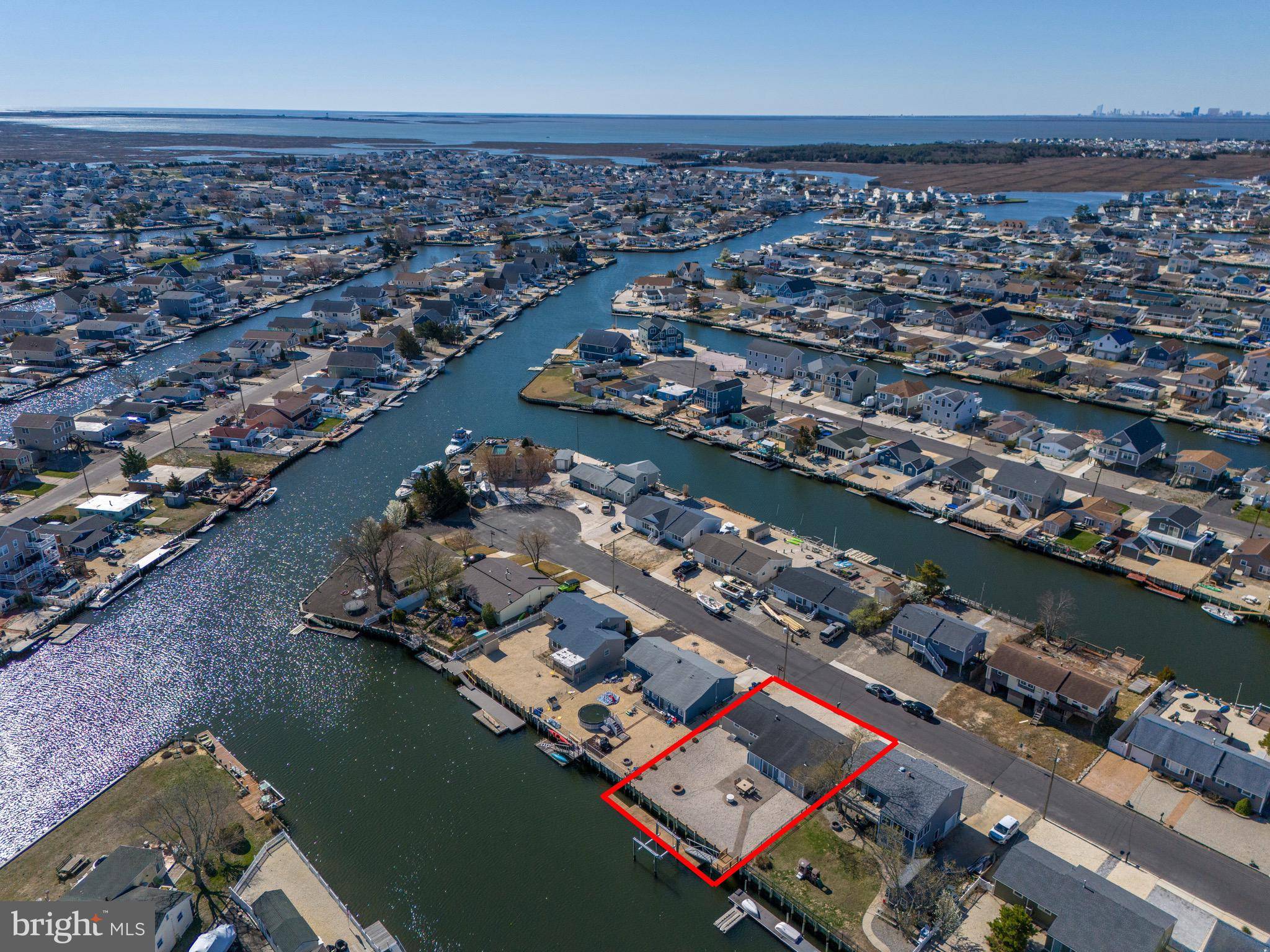 Little Egg Harbor Twp, NJ 08087,109 E MULLICA RD