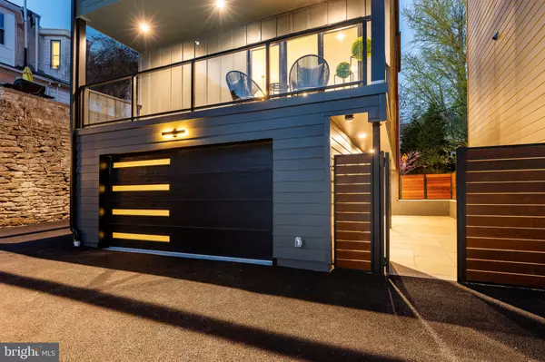 Philadelphia, PA 19128,112 RIGHTER ST