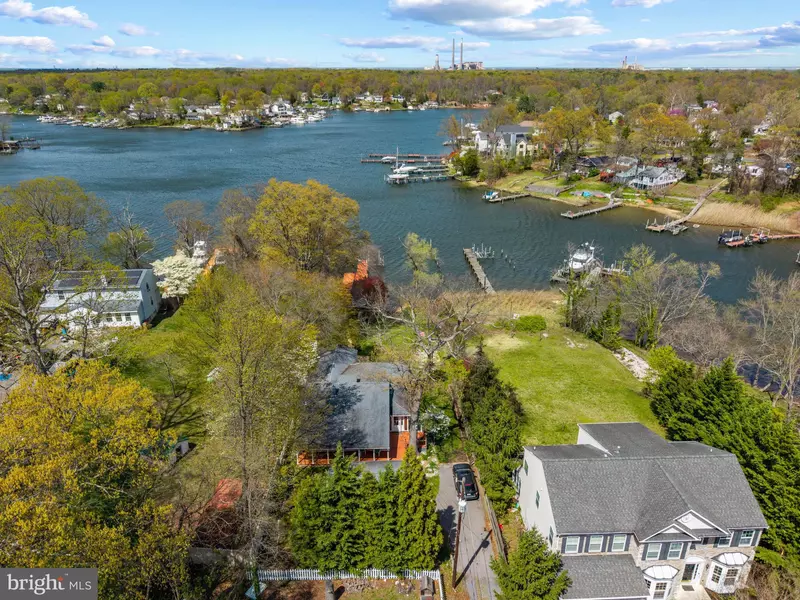 7758 LYMAN AVE, Pasadena, MD 21122