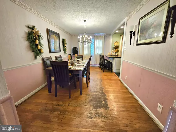 Philadelphia, PA 19111,7337 SHISLER ST