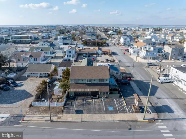 605 LONG BEACH BLVD, Ship Bottom, NJ 08008