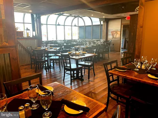 Ship Bottom, NJ 08008,605 LONG BEACH BLVD