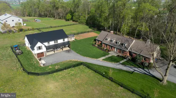 New Holland, PA 17557,720 STONECREST DR