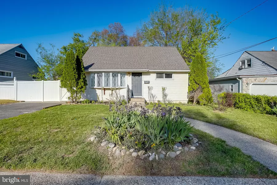 209 SCHAFFER AVE, Bellmawr, NJ 08031