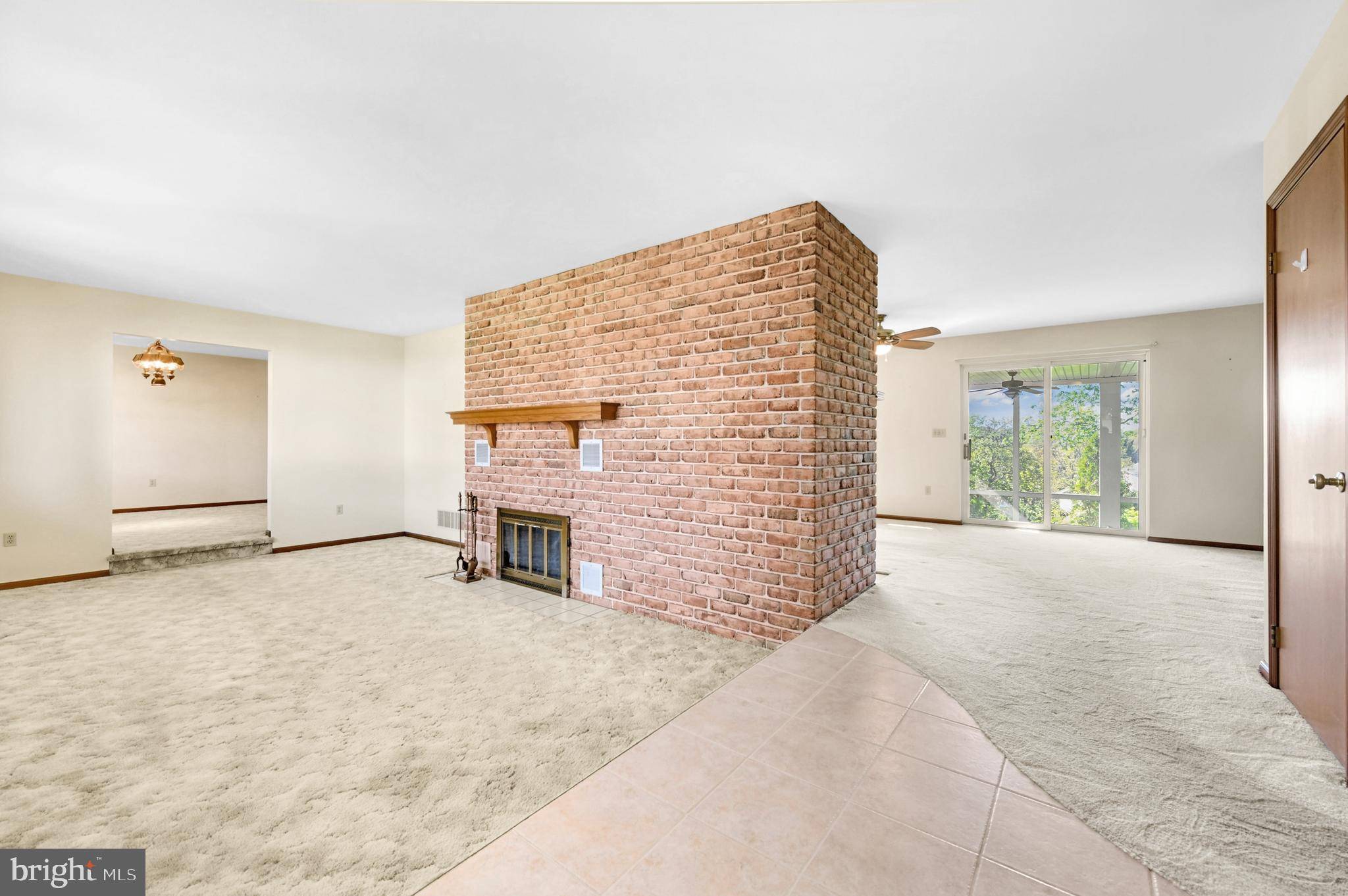 Hamburg, PA 19526,802 HILLSIDE DR