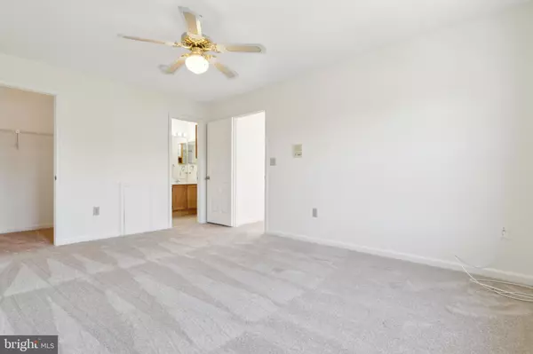 Laurel, MD 20708,9435 TREVINO TER #78