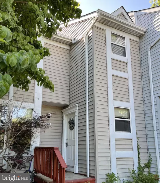 8719 RIDGE RD, Ellicott City, MD 21043