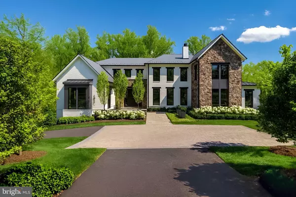 1011 LANGLEY HILL DR, Mclean, VA 22101
