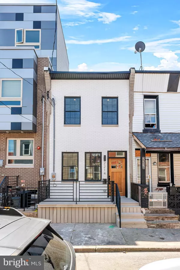Philadelphia, PA 19146,2214 TITAN ST