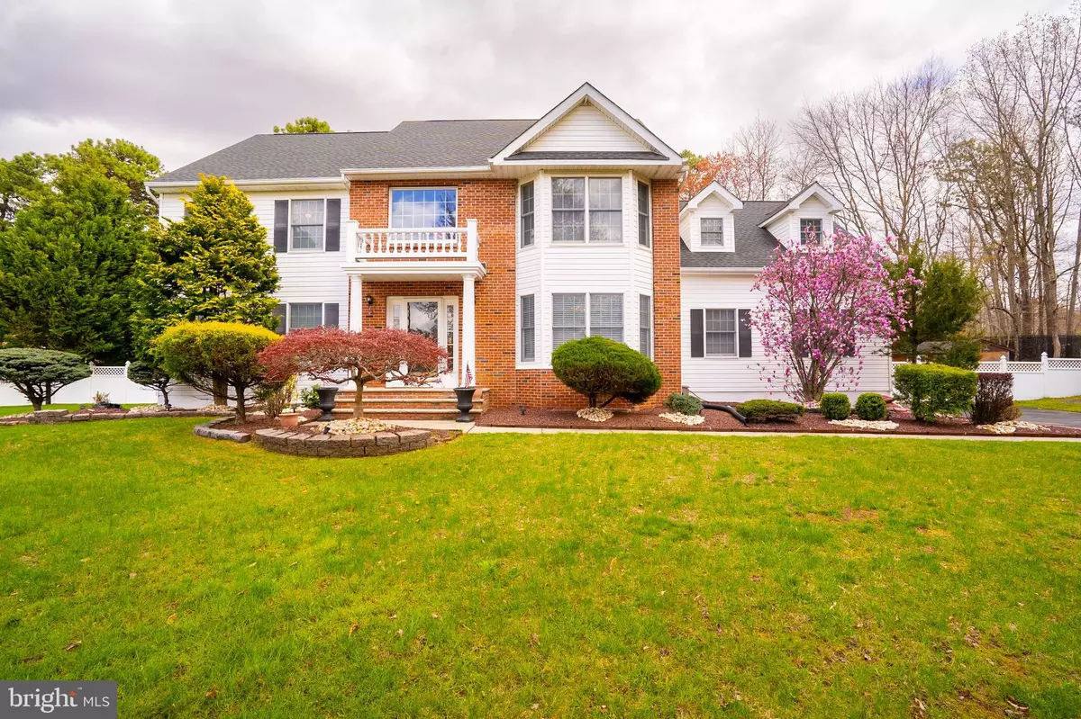 Monroe Township, NJ 08831,3 CLARK CT