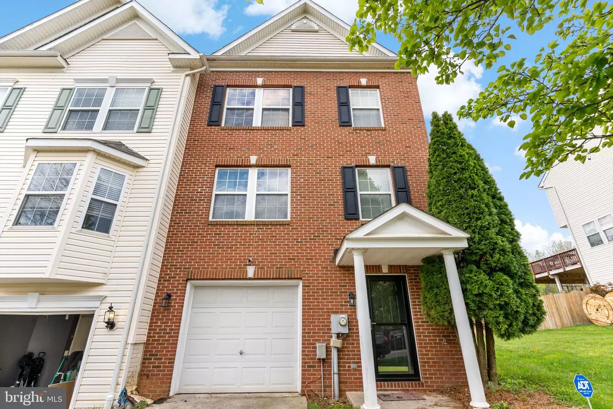 Martinsburg, WV 25403,156 RAPHAEL CT