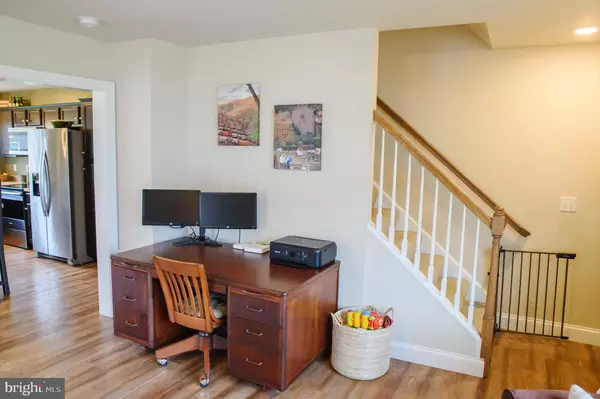 Manheim, PA 17545,320 CEDAR HOLW