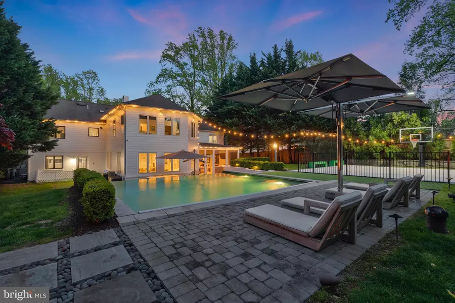 2850 ROSEMARY LN, Falls Church, VA 22042