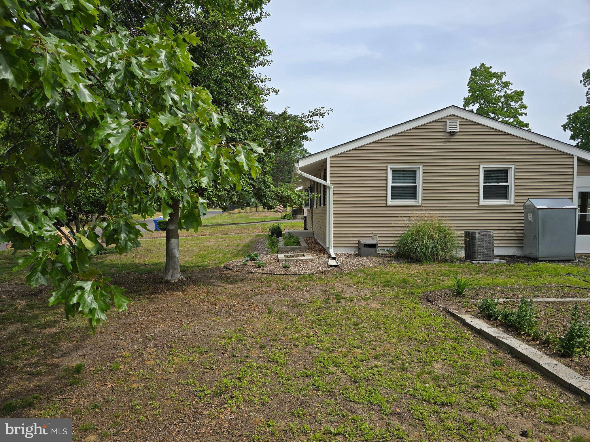 Mount Laurel, NJ 08054,401 TIMBERLINE DR