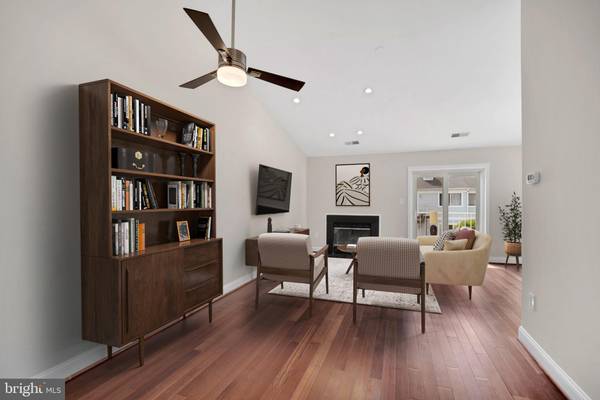 Washington, DC 20017,99 HAWTHORNE CT NE #99