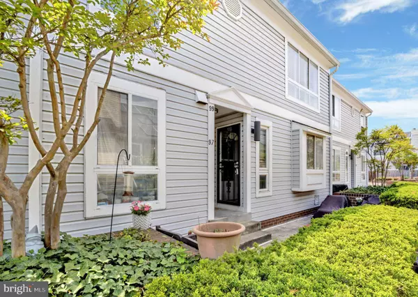 Washington, DC 20017,99 HAWTHORNE CT NE #99