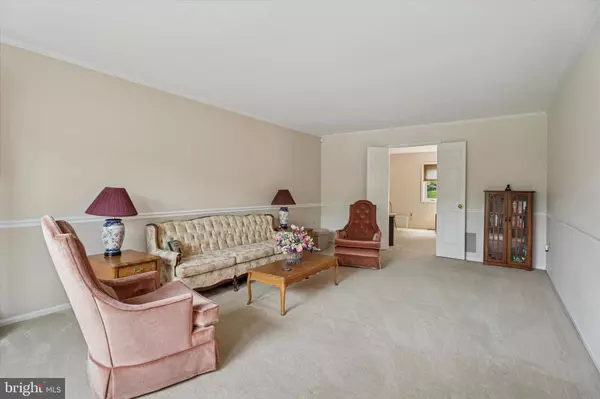 Doylestown, PA 18901,2002 COUNTRY CLUB DR