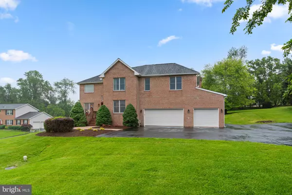 9805 SLALOM RUN DR, Woodstock, MD 21163