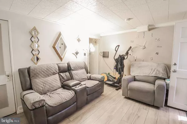 Lebanon, PA 17042,907 QUENTIN RD