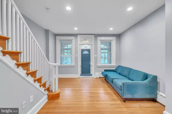 Philadelphia, PA 19145,2122 S LAMBERT ST