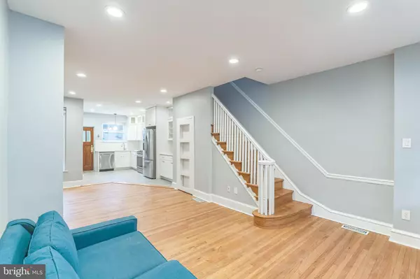 Philadelphia, PA 19145,2122 S LAMBERT ST