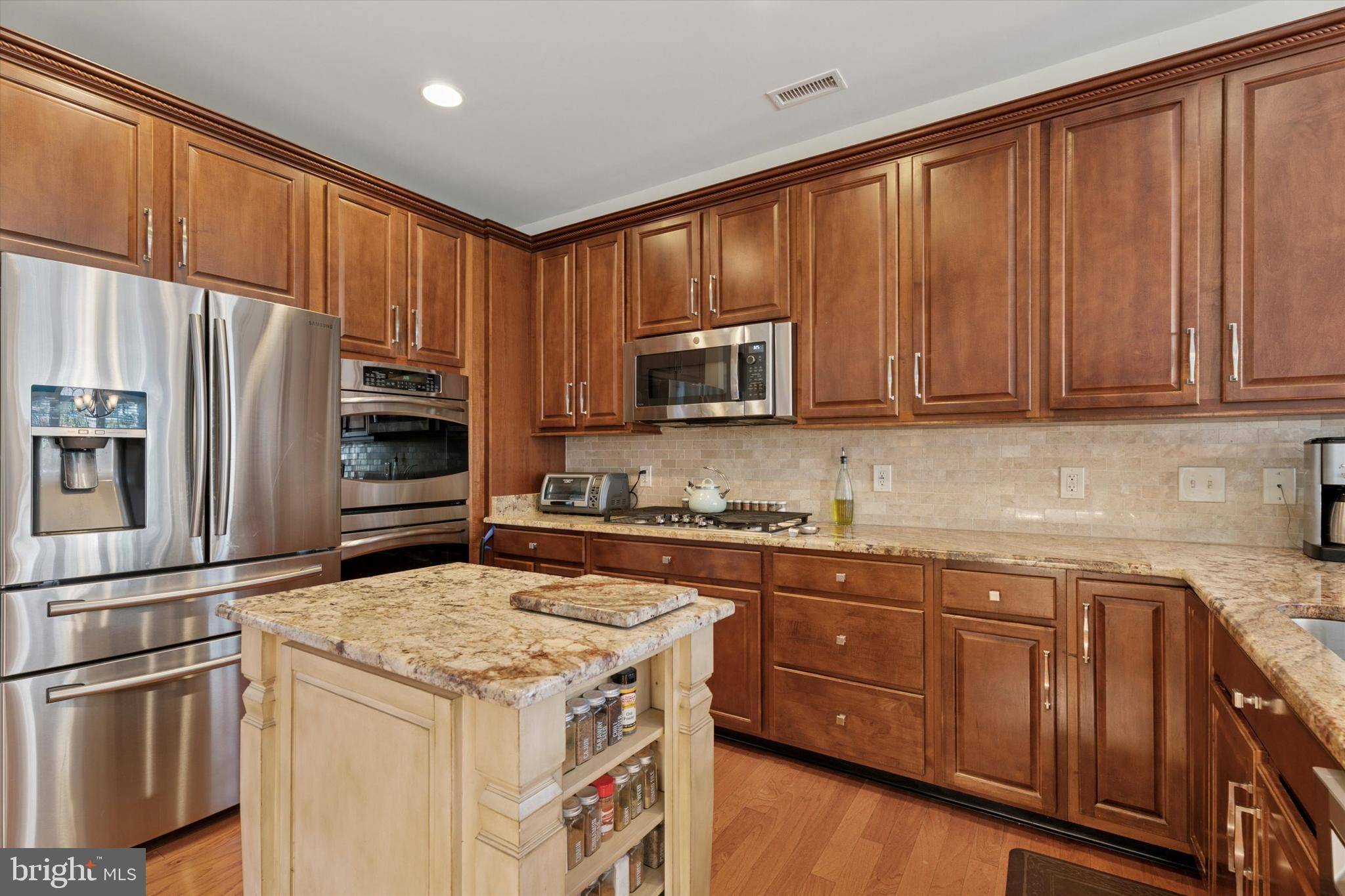 Upper Gwynedd, PA 19446,432 PRIMROSE DR