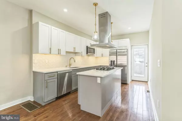5350 CEDAR AVE, Philadelphia, PA 19143