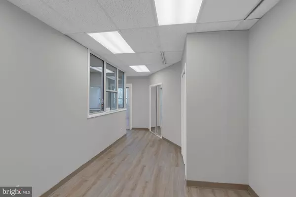 East Windsor, NJ 08512,379 PRINCETON-HIGHTSTOWN RD #SUITE C