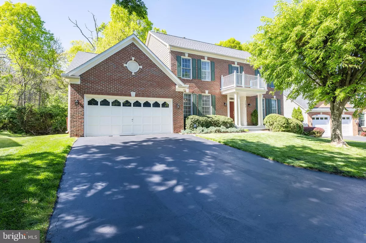 Potomac, MD 20854,10834 HILLBROOKE LN