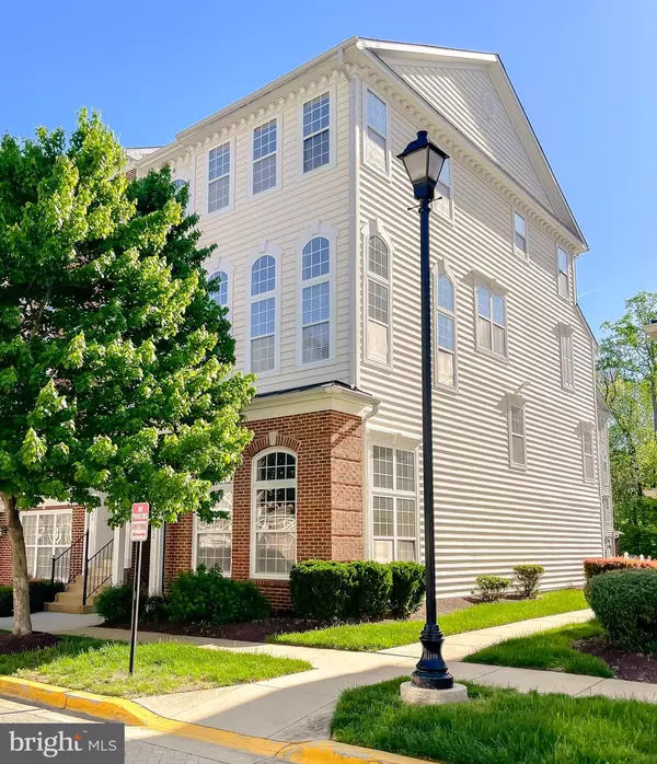 Upper Marlboro, MD 20774,920 PINE FOREST LN #1812