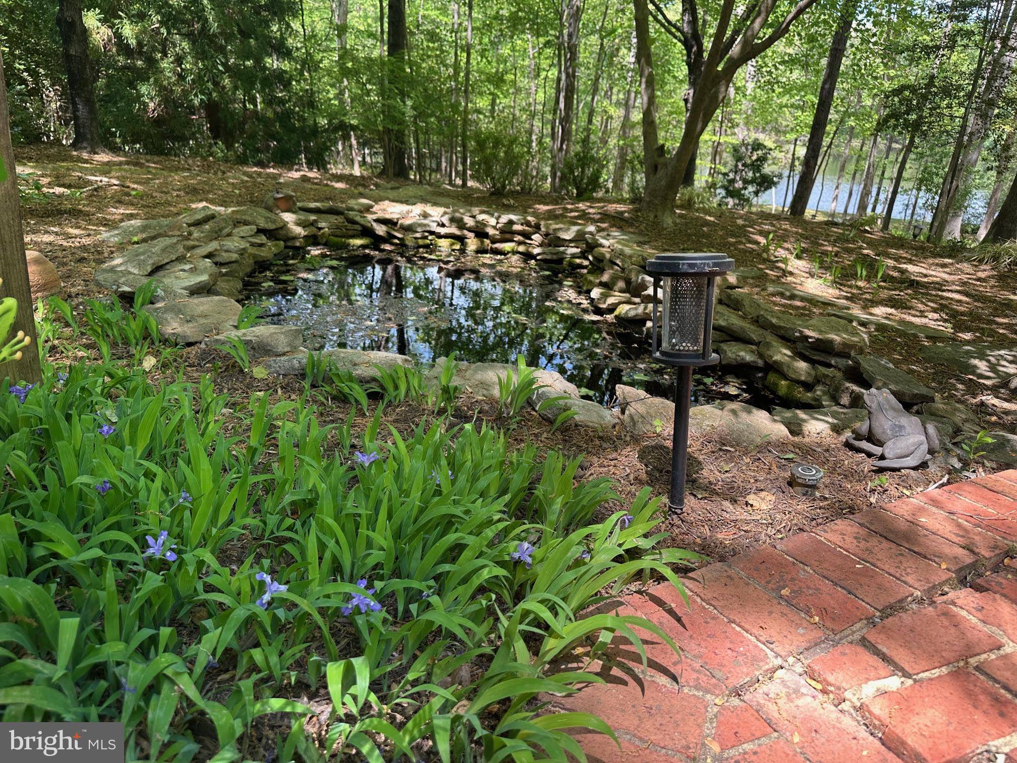 Manakin Sabot, VA 23103,328 PERROW LN