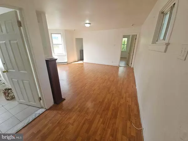 Ardmore, PA 19003,107 E COUNTY LINE RD #2