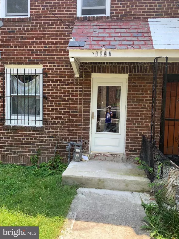 1837 CORCORAN ST NE, Washington, DC 20002