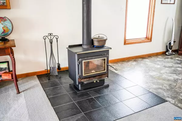 Amherst, VA 24521,239 LITTLE FARM RD