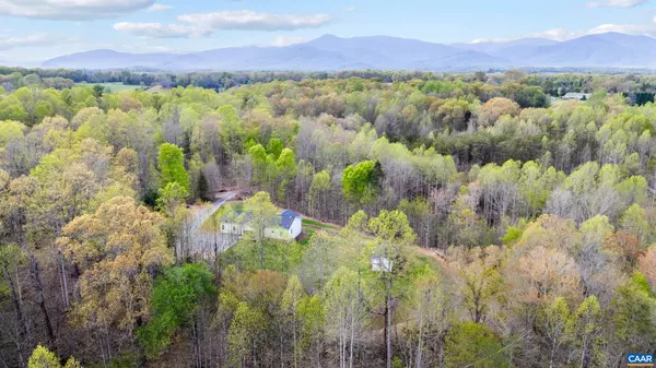 Amherst, VA 24521,239 LITTLE FARM RD