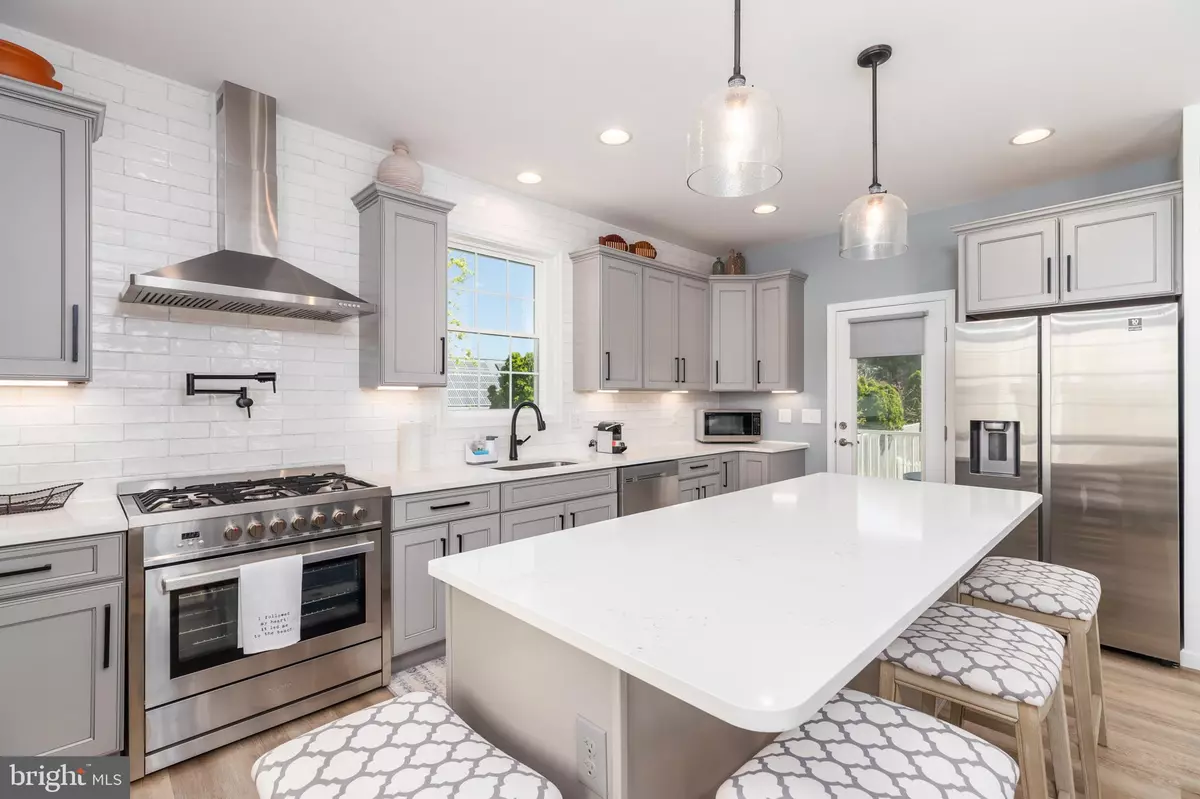 Ocean View, DE 19970,31113 FISHERS LANDING RD #7