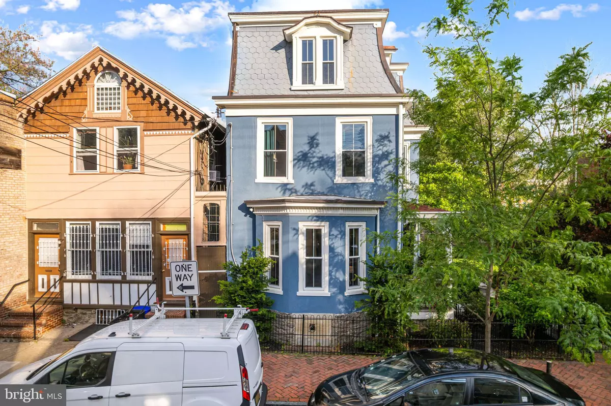Philadelphia, PA 19144,20-22 W HARVEY ST