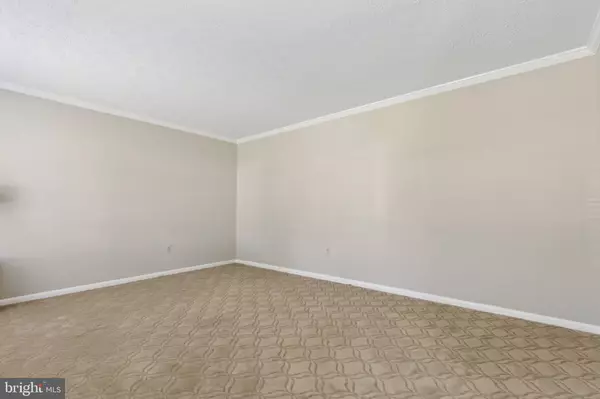 Dumfries, VA 22025,15915 MARLINGTON DR
